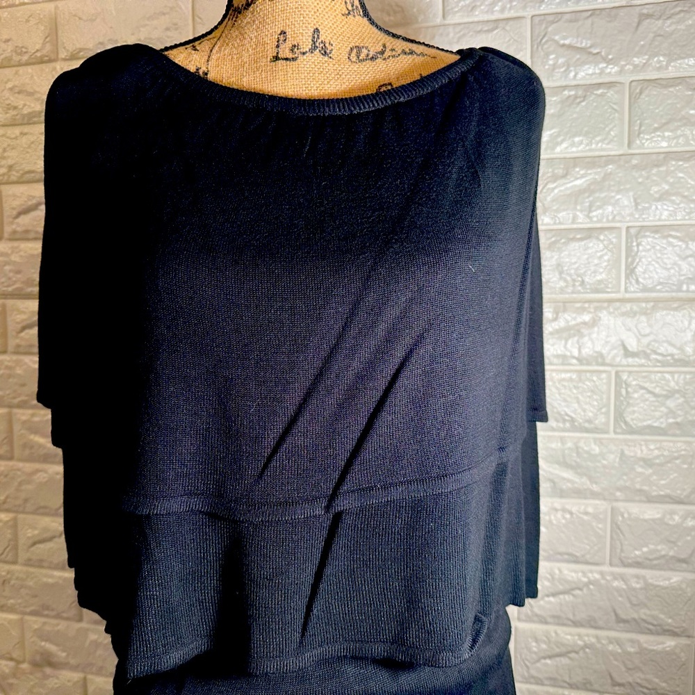 H- line sweater/ blouse short sleeve.